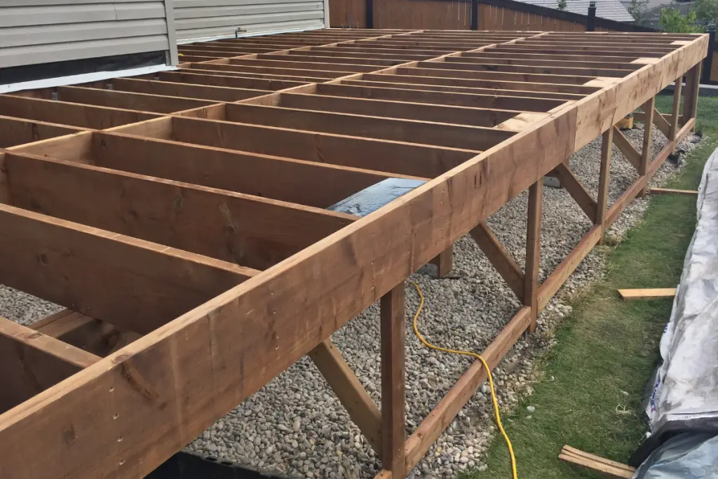 Centre Deck Joists Blocks for Rigidity
