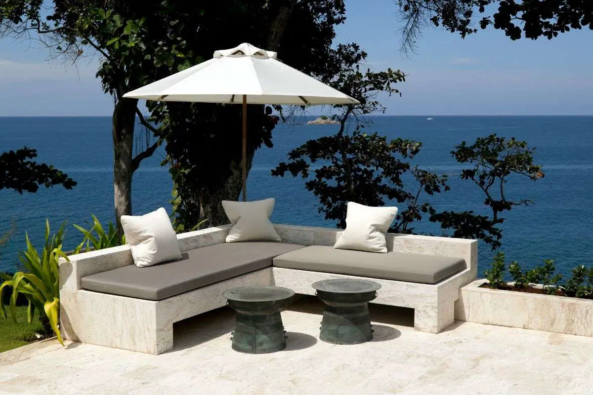 What Is The Easiest Outdoor Furniture To Clean?