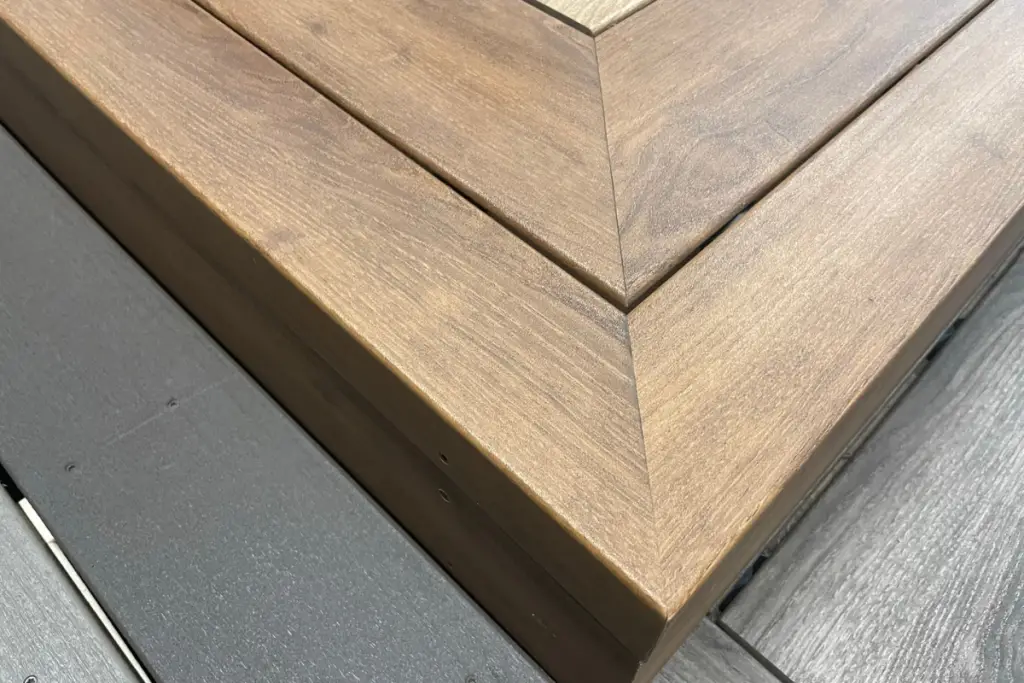 Zuri Decking Durable Cap