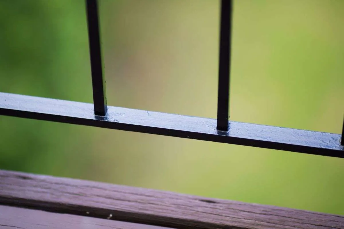 Metal Deck Railing