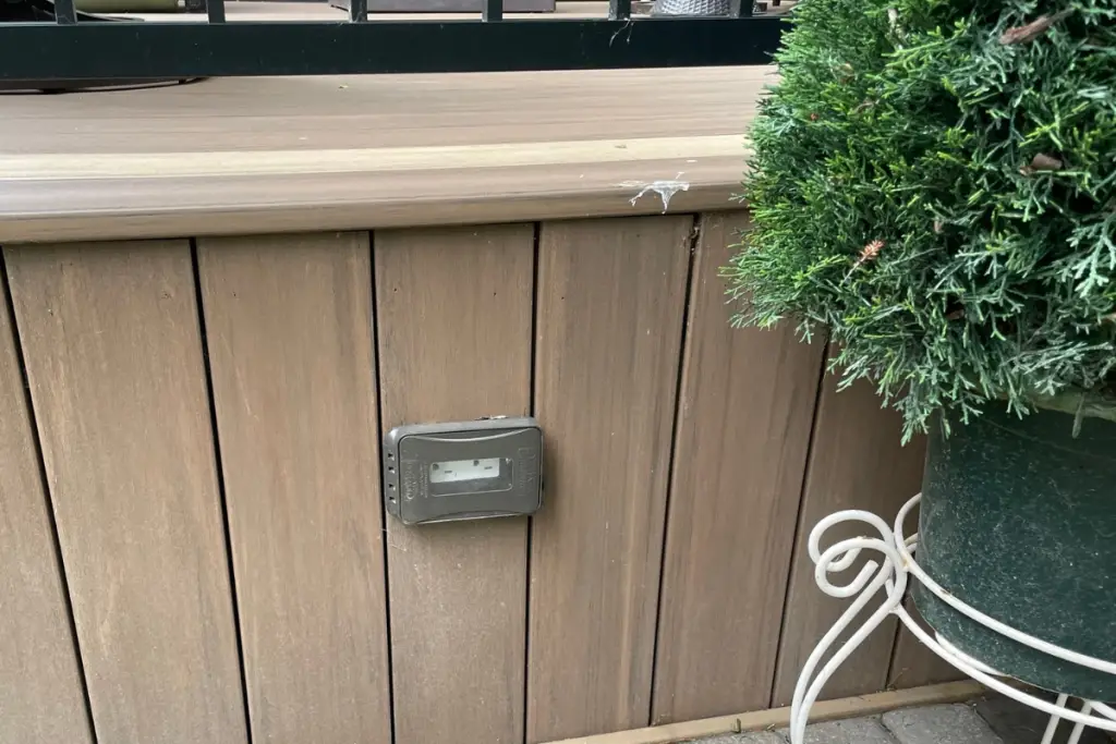 Electrical Outlet on Deck Skirt